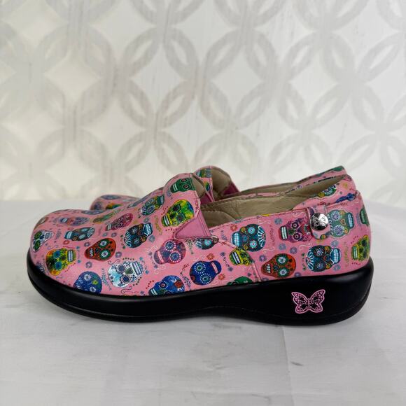 Alegria Keli Sugar Skulls Pink Nursing Clogs Día de los Muertos Shoes Size 38 - Picture 15 of 15